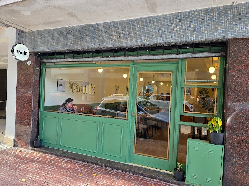 Bull! Café
