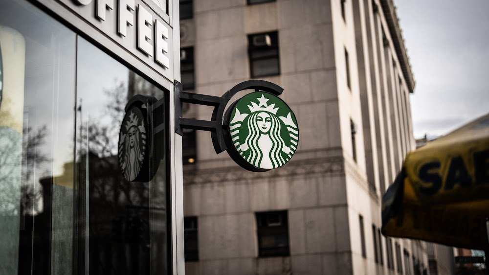 Starbucks Coffee [Store: La Cañada]