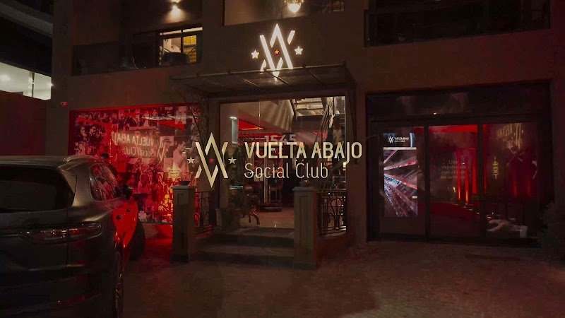 Piso Cero Terrace by Vuelta Abajo Social Club