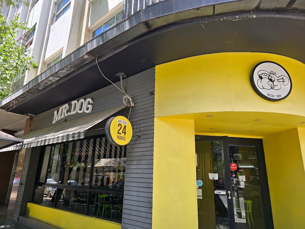 MR.DOG CALLE GARIBALDI
