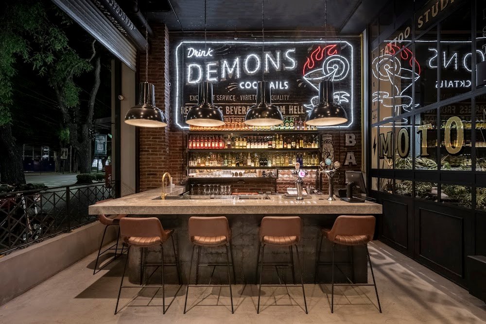 Demons Cafe - Martínez